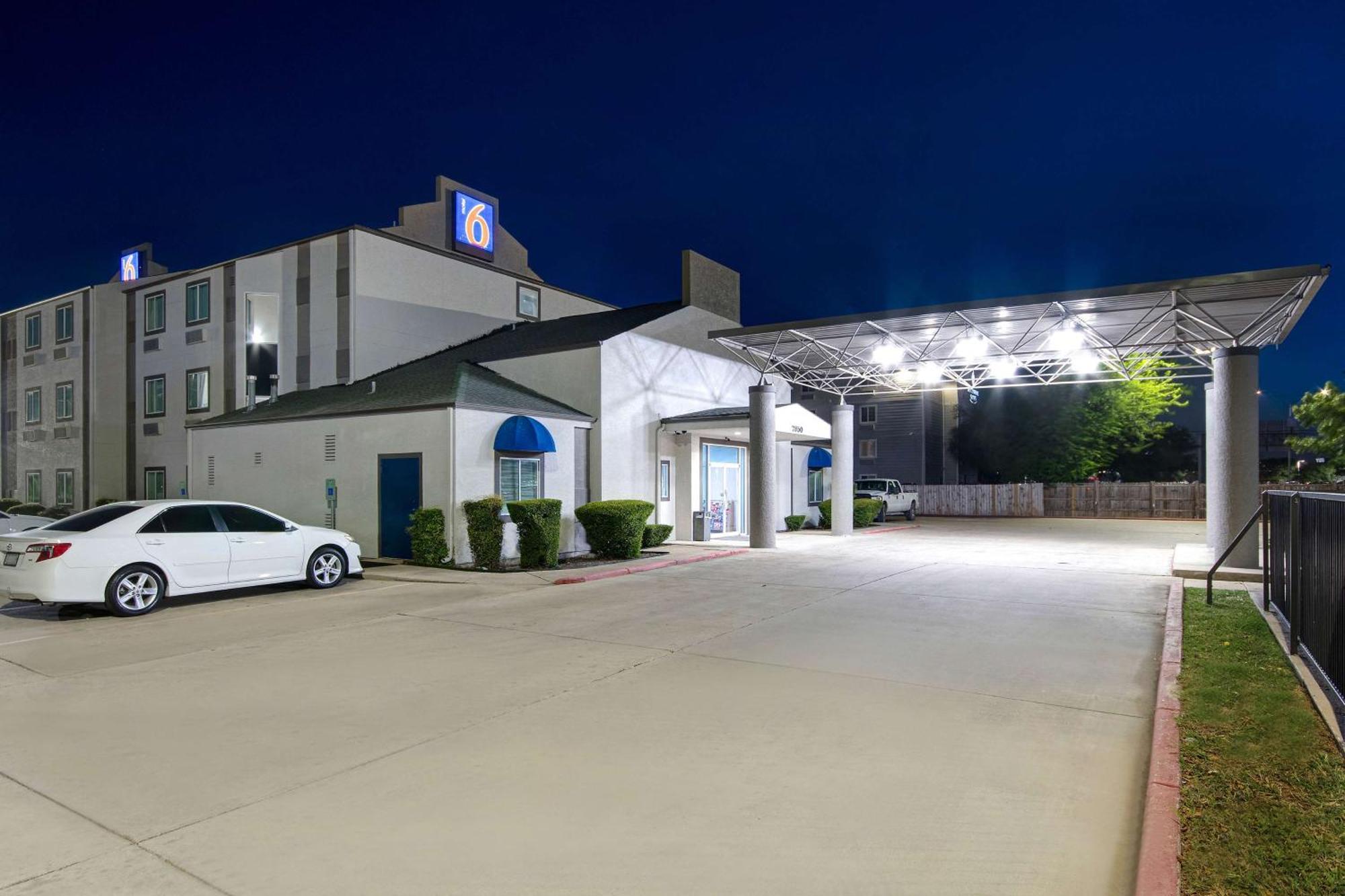 Motel 6-San Antonio, Tx - South Εξωτερικό φωτογραφία