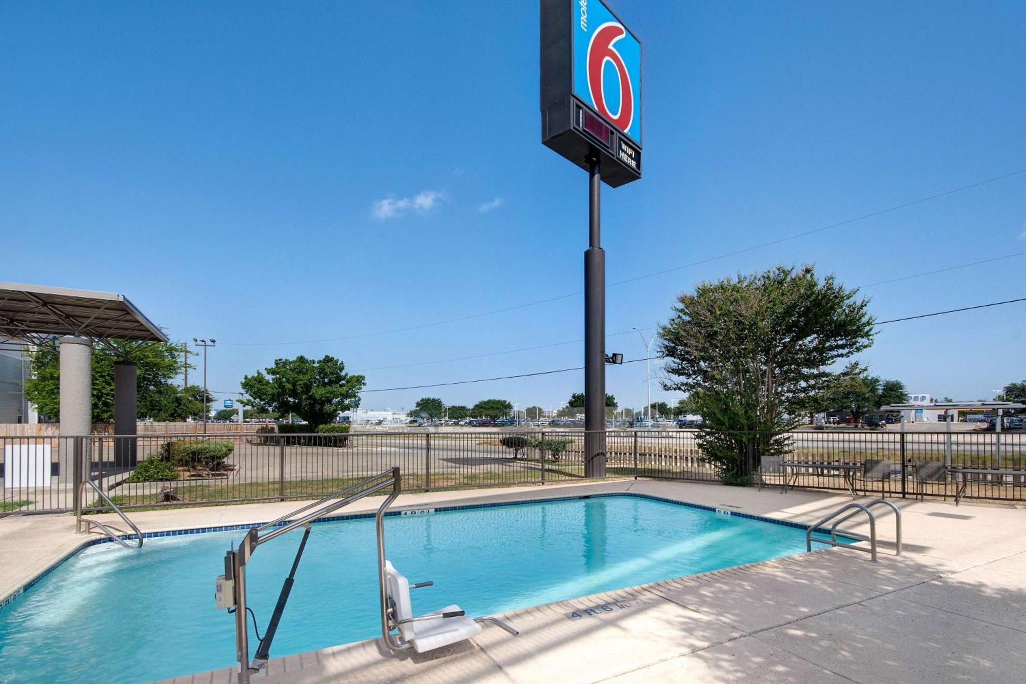 Motel 6-San Antonio, Tx - South Εξωτερικό φωτογραφία